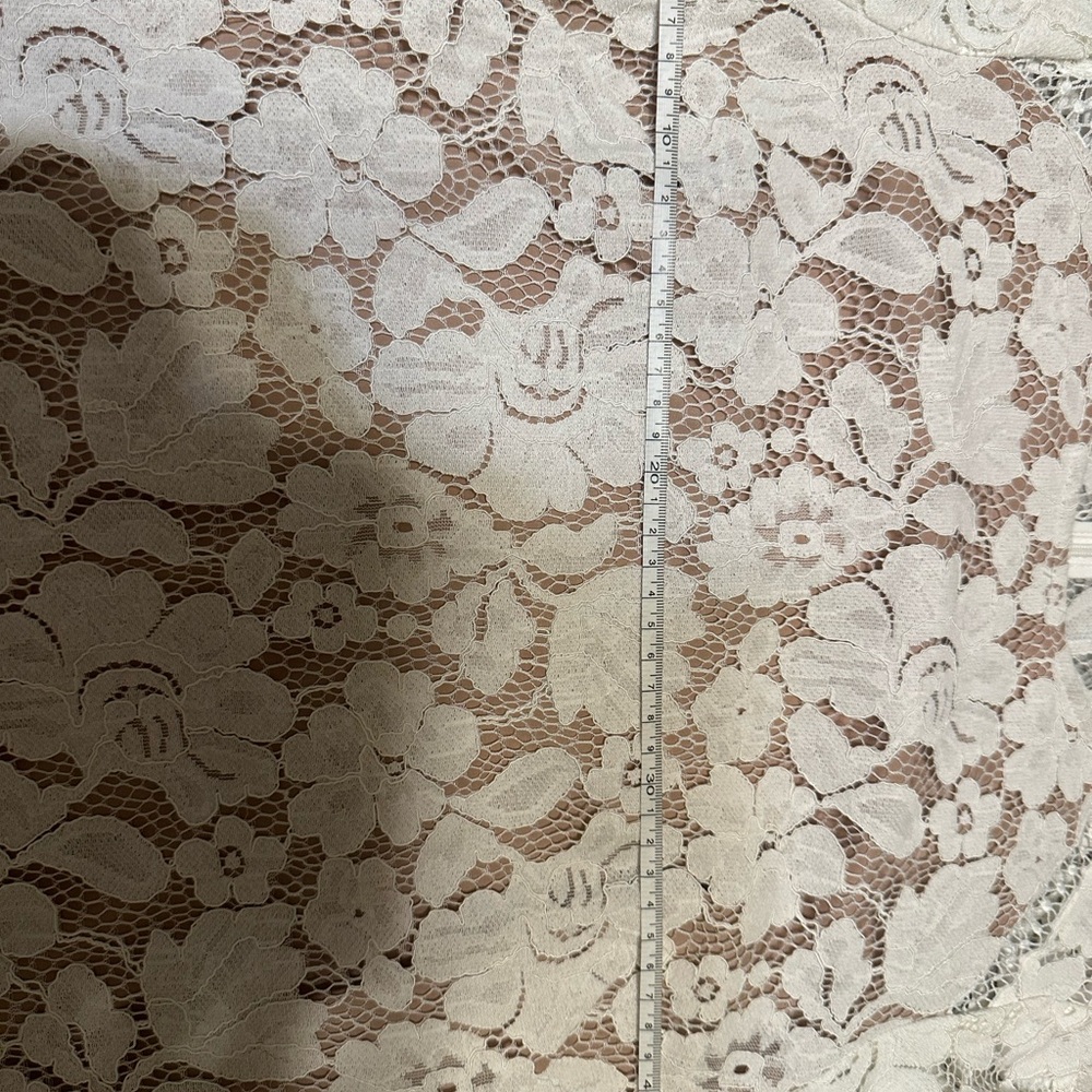 Vince Camuto Cream Floral Lace Dress - Picture 9 of 14